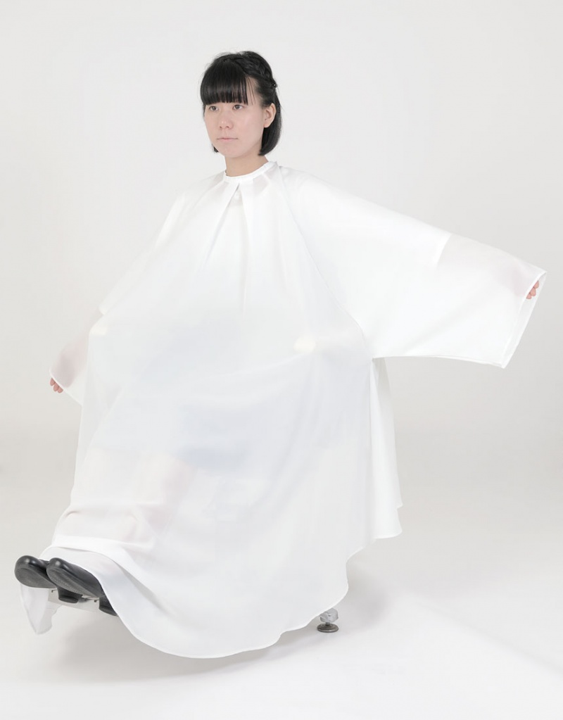 8112_white